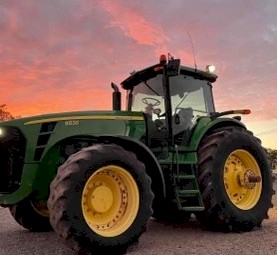 John Deere 8530 Tractor