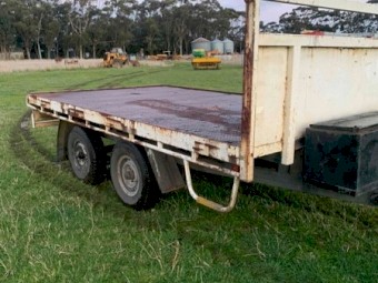 Tandem Trailer