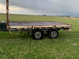 Tandem Trailer