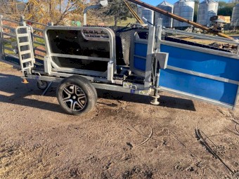 Clipex Sheep Handler