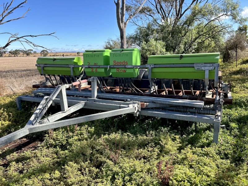 Farm Pro Seeder 24 Row