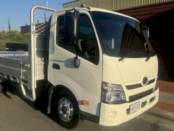 HINO 300 616 EX COUNCIL! 69,000KMS