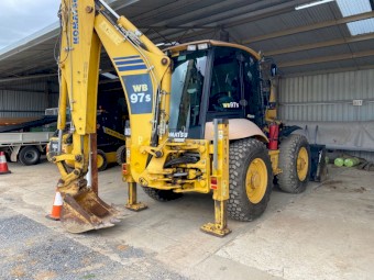 2014 Komatsu backhoe