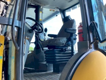 2014 Komatsu backhoe