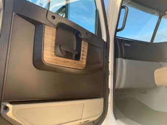 2011 Freightliner FLX Prime Mover