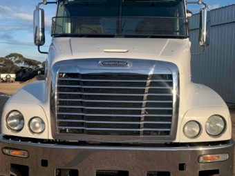 2011 Freightliner FLX Prime Mover