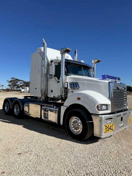 2021 Mack Superliner Prime Mover