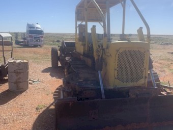 Caterpillar D4D and Armstrong Holland scoop