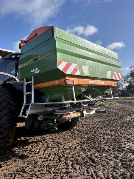 AMAZONE ZA-TS Spreader