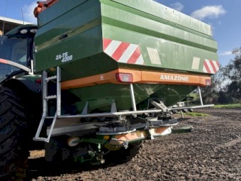 AMAZONE ZA-TS Spreader