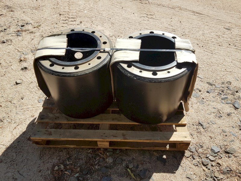 Boss wheel spacer kit Case MX/ New Holland