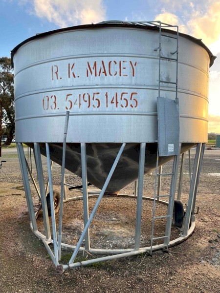 31 tonne Macey Fertiliser Cone Field Bin