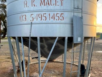 31 tonne Macey Fertiliser Cone Field Bin