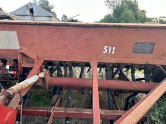 international 511 DD combine 