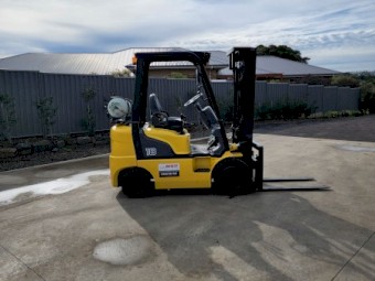 Hyundai Forklift 1.8T Container Mast