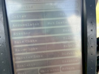 Challanger LB34/Massey 187 Square Baler