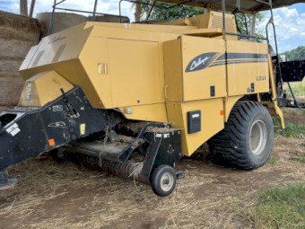 Challanger LB34/Massey 187 Square Baler