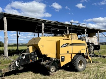Challanger LB34/Massey 187 Square Baler