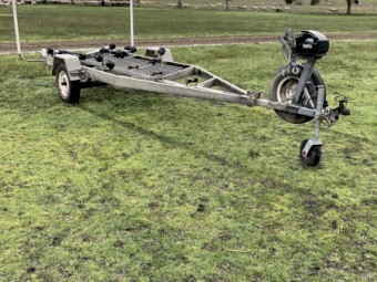 Boat Trailer Brooker