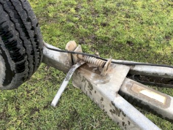 Boat Trailer Brooker