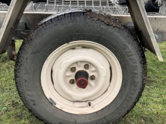 Boat Trailer Brooker