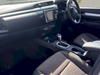 2017 Toyota SR5 Hilux