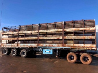3 Deck Stock Crate & Trailer