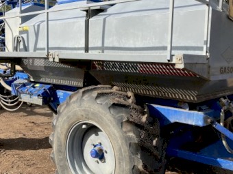 Gason Scaritill 36ft Bar with 1850RT Air Cart