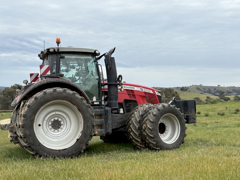 Massey Ferguson 8730