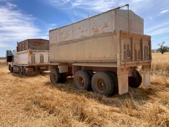 1987 Hamlex Super Dog Grain Trailer