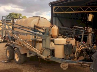 Boom Spray  Oster 80ft  Hydraulic fold!