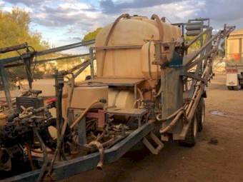 Boom Spray  Oster 80ft  Hydraulic fold!