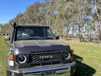 Toyota Landcruiser 79 Facelift