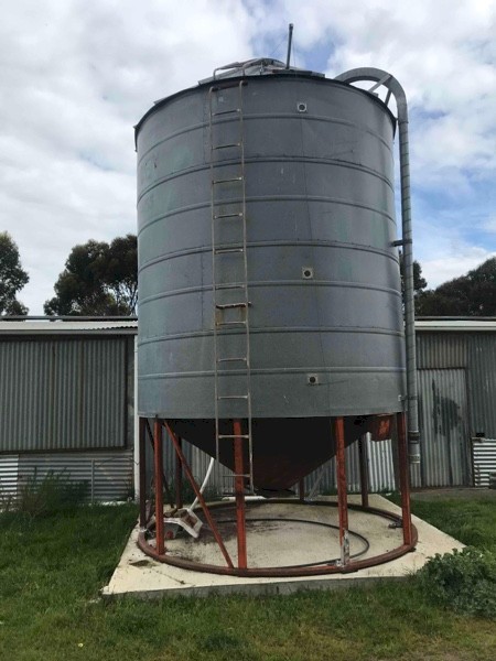 Macey 28 Tonne Silo