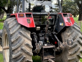Case IH Maxxum 5120 Powershift Tractor Loader