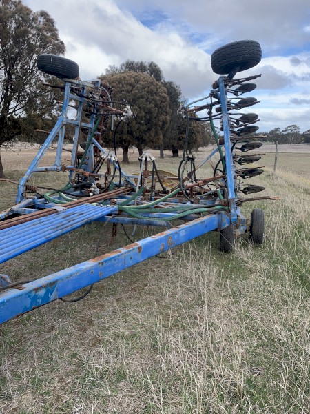Napier Grasslands airseeder