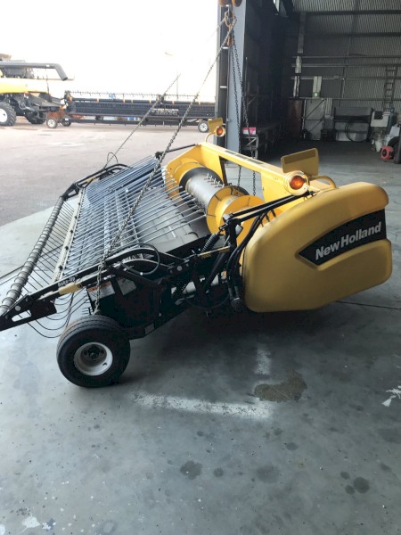 2004 New Holland 76C Pickup Front