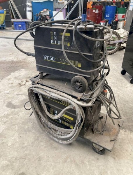 Unimig 400 welder