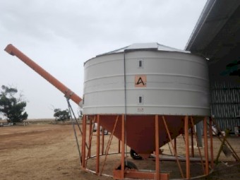 Ahrens 1511 39m³ PTO Auger Field Bin