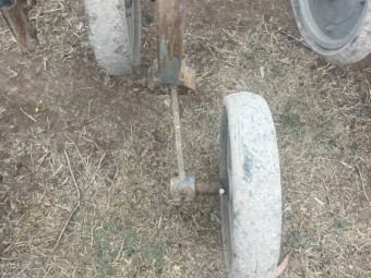 Flexicoil 1720 Cart and 820 Airseeder Bar