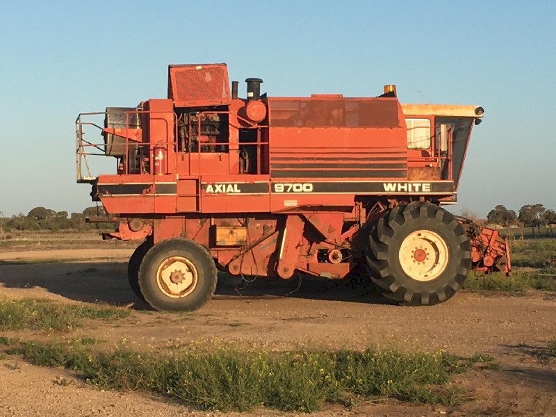 White 9700 rotory header