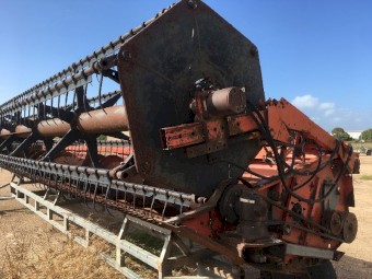 White 9700 rotory header