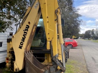 Komatsu WB97R Backhoe