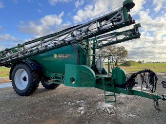 2010 Goldacres 6536 Trailing Boom Spray