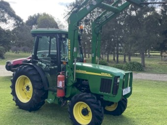 2004 John Deere 5520N 4x4 tractor FEL