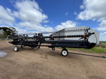 30ft MacDon D60-D Windrower Front