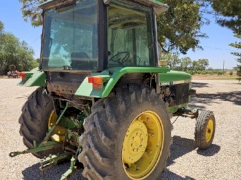 John deere 2250 tractor 