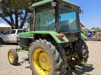 John deere 2250 tractor 