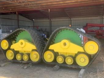 2017 JD Header Tracks