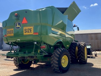 2016 John Deere S680 Header